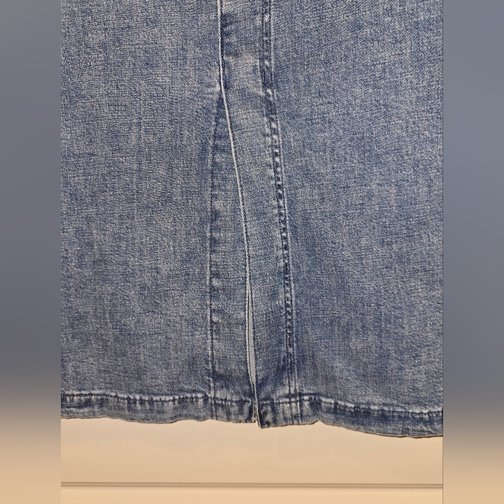 Denim Blue Skirt, Blue Jean Skirt, Womens skirt, Denim Skirt. Vera Wang skirt - Picture 2 of 7